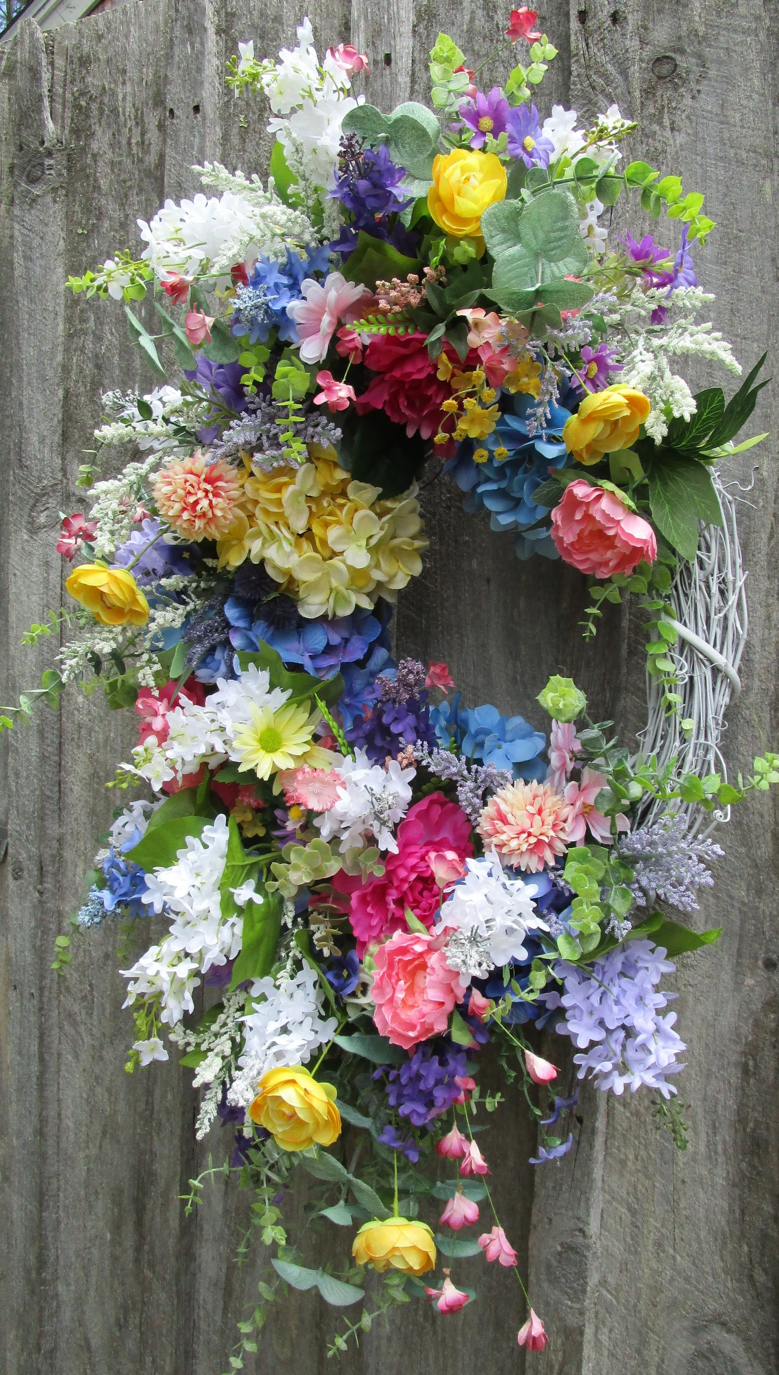 Kent Victorian Garden Wreath