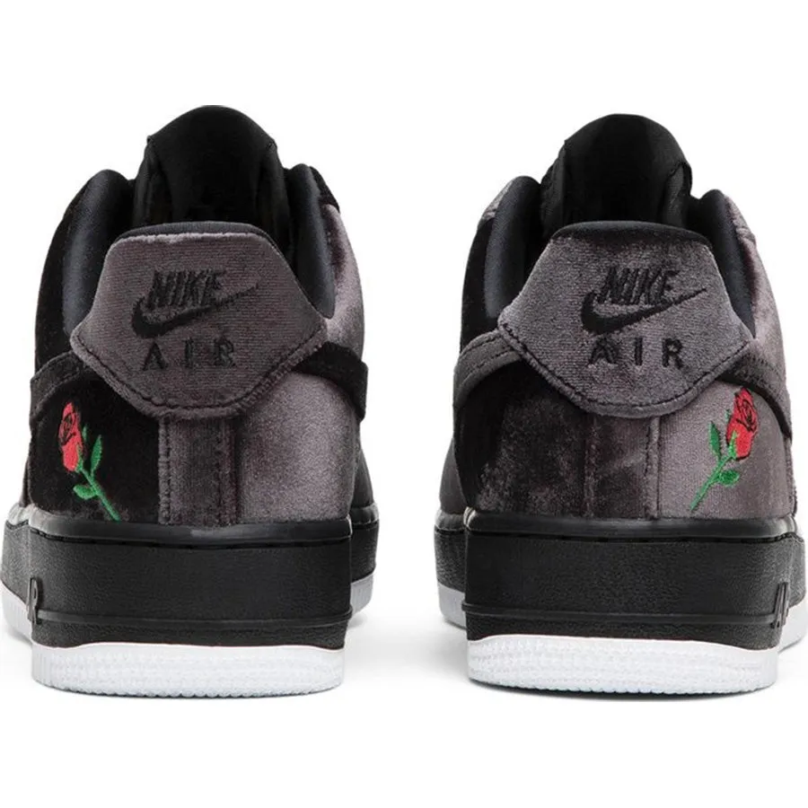 Nike Air Force 1 07 QS 'Velvet Rose' sneakers, gray-black/multicolor